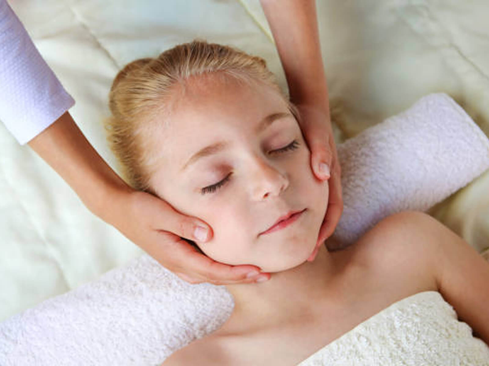 Little Goddess Facial